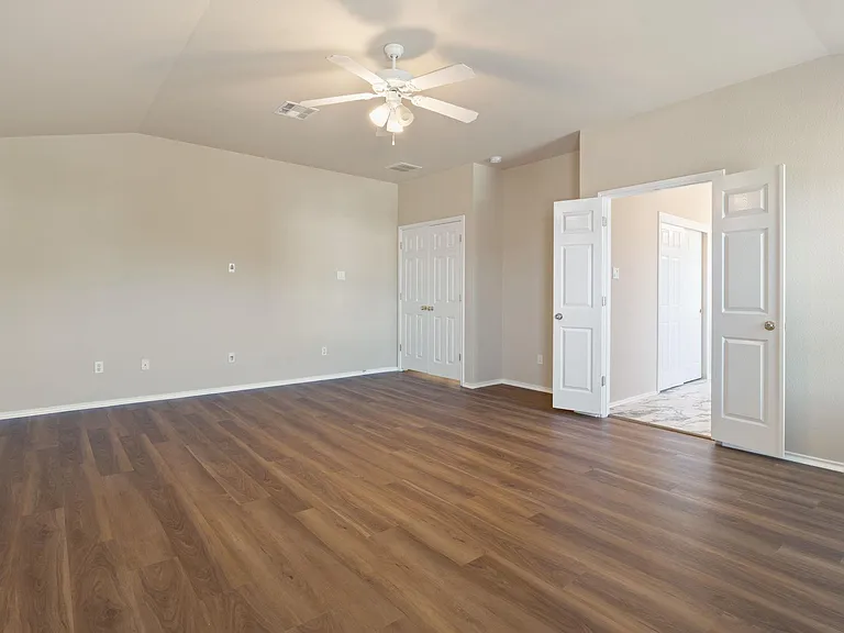 10808 Chippenhook Ct — Photo 32