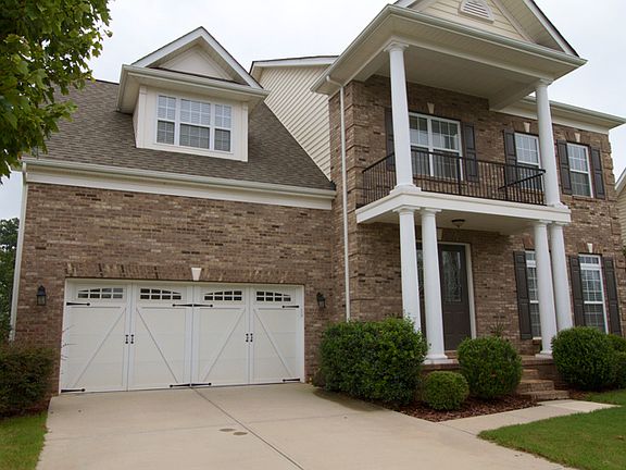 Angle 3 of front entry