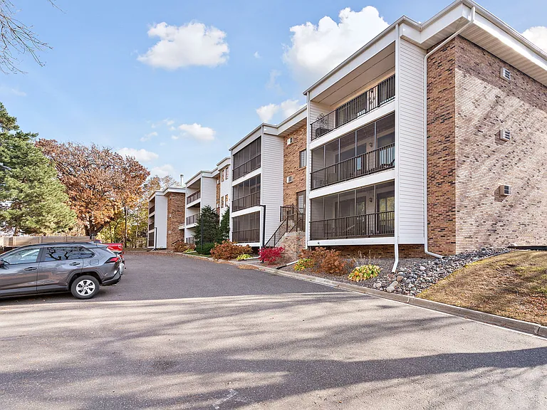 4625 Minnetonka Blvd #102 — Photo 18