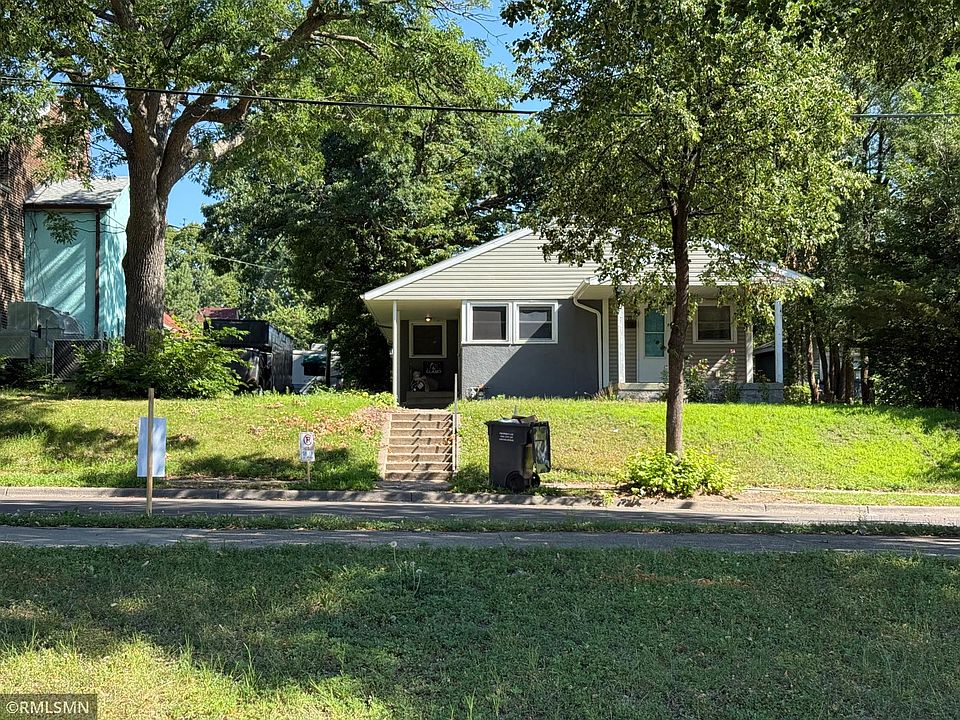 1st image of 618 29th Ave N