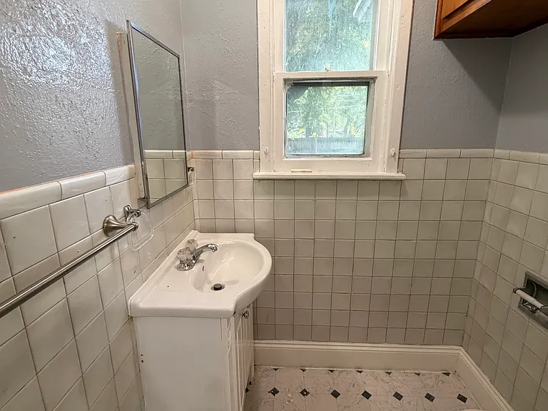 3209 Kimball Ave — Photo 10