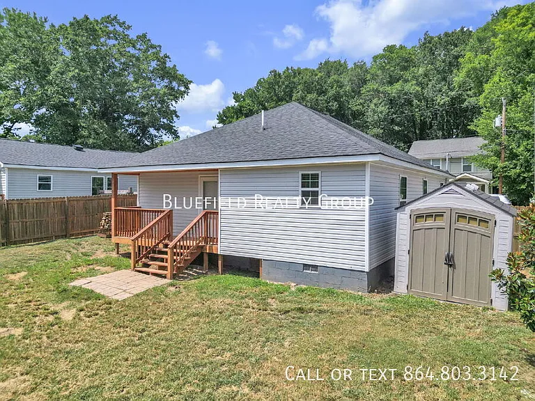 47 Spartanburg St — Photo 24