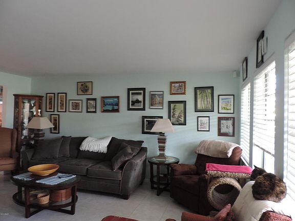 5th image of 1426 John Anderson Dr