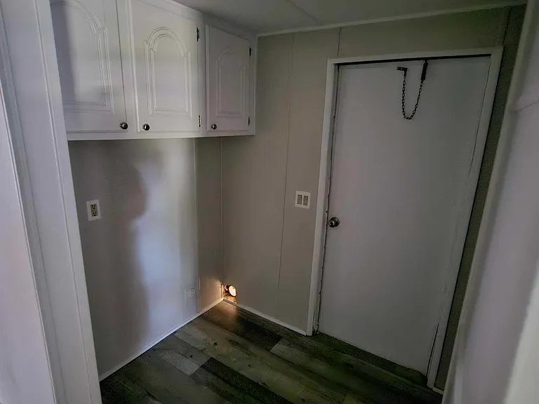 211 George St — Photo 12