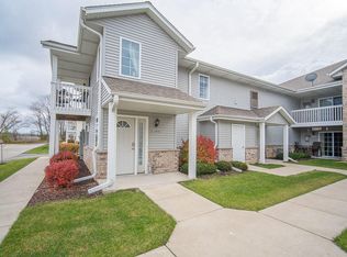 W197N16998 Stonewall Dr, Jackson, WI 53037