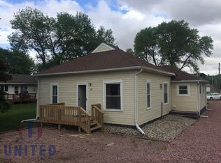 302 Annie St, Newcastle, NE 68757