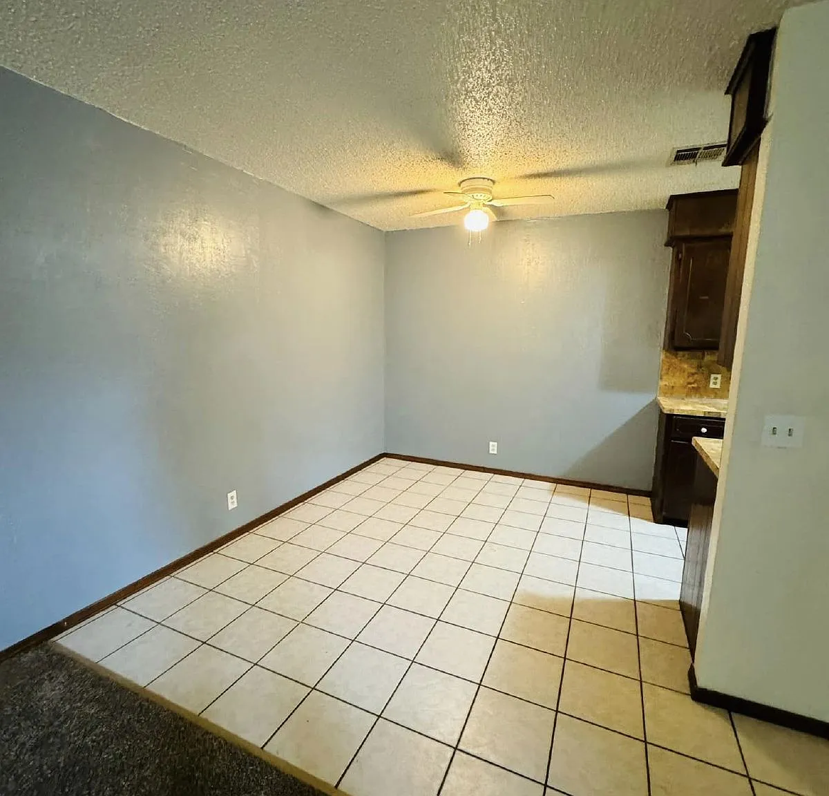 2 bed, 1.0 bath, $625 — Photo 3