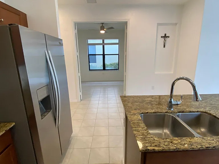 5447 Useppa Dr — Photo 12