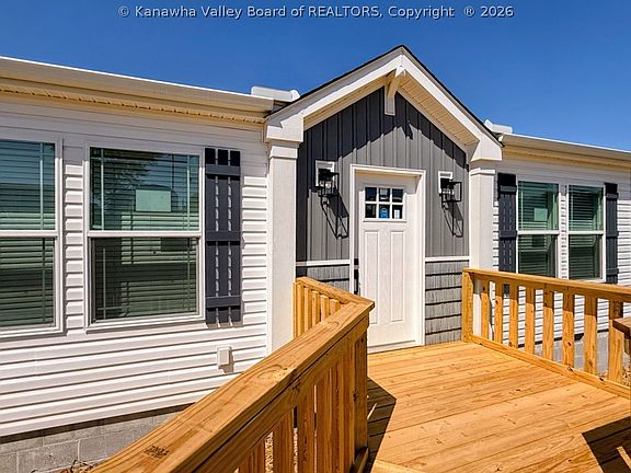 2nd image of 116 Carlee Dr