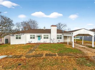 409 W Van Buren St, Gallatin, MO 64640