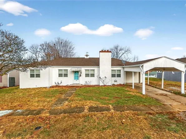 409 W Van Buren St, Gallatin, MO 64640