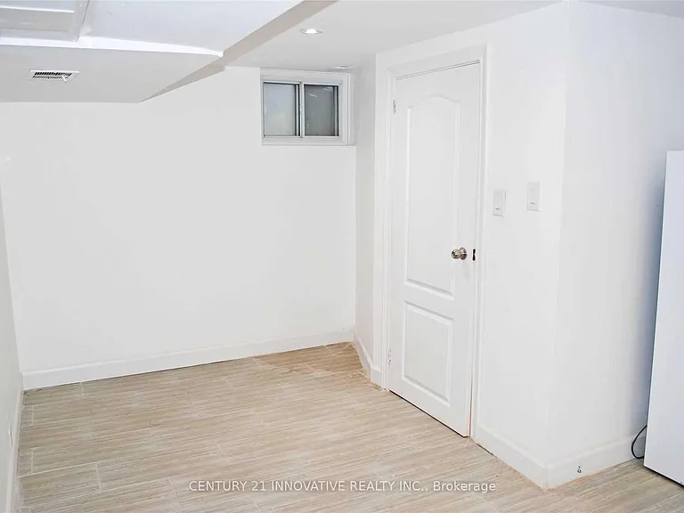 42 Saint Dunstan Dr #BASEMENT — Photo 7