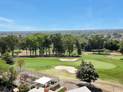27010 Grand Central Pk #8B, Floral Park, NY, 11005