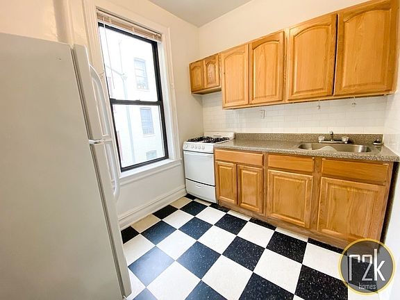 2nd image of 31-60 33rd St #6C