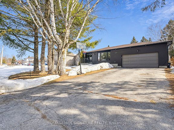 2nd image of 2199 Richard St E