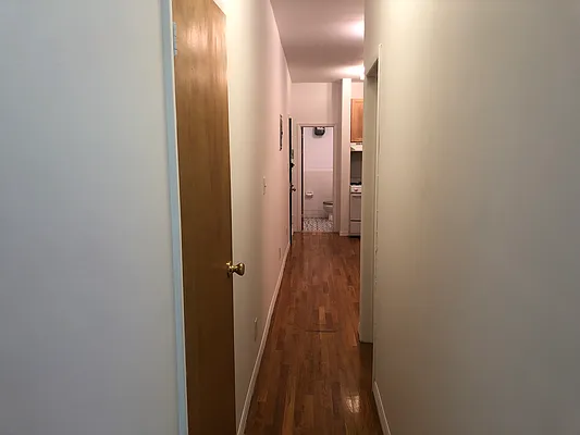 Rented by GreenVill Real Estate LLC | media 16