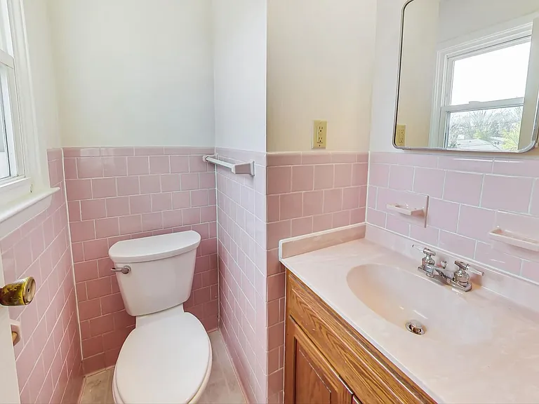1208 Pinewood Dr — Photo 16