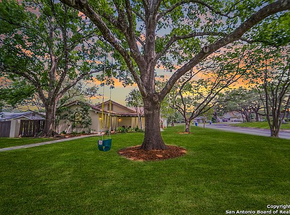 5th image of 1303 Mount Vieja Dr