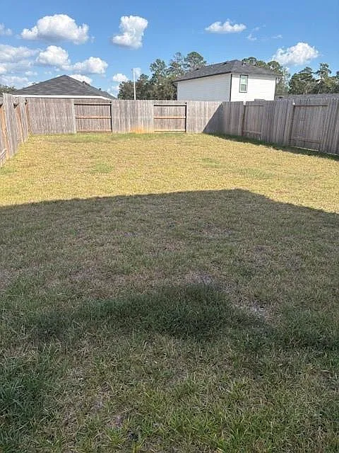 3 bed, 2.5 bath, 1206 sqft, $1,750 — Photo 2
