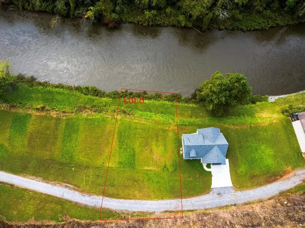 6 Bayside Dr, Sylva, NC 28779