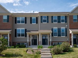 9020 Dolby St, Huntley, IL 60142