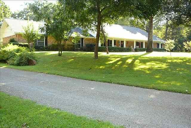 1st image of 1515 Jeff Davis Dr