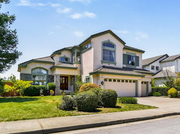 17 Lakewood Cir, San Mateo, CA 94402