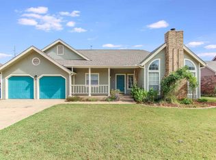 719 N Wedgewood Dr, Stillwater, OK 74075