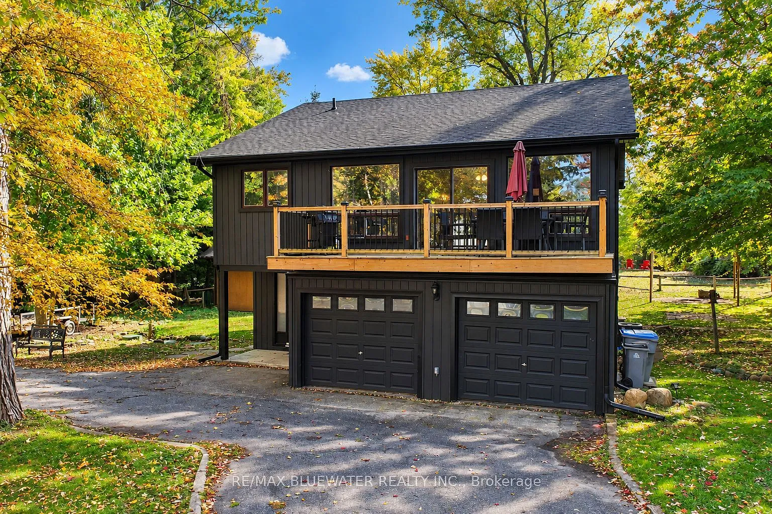 4 bed, $2,500 — Photo 1