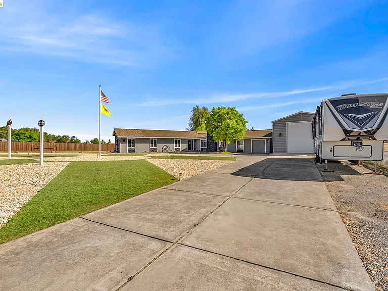 59 Old Stagecoach Rd — Photo 11