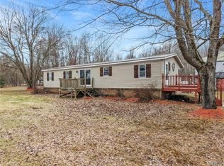 75 Ridge Rd, Oswego, NY 13126