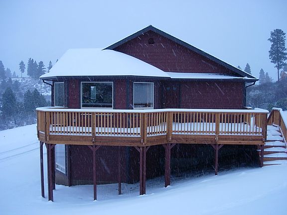 Deck in  Winter