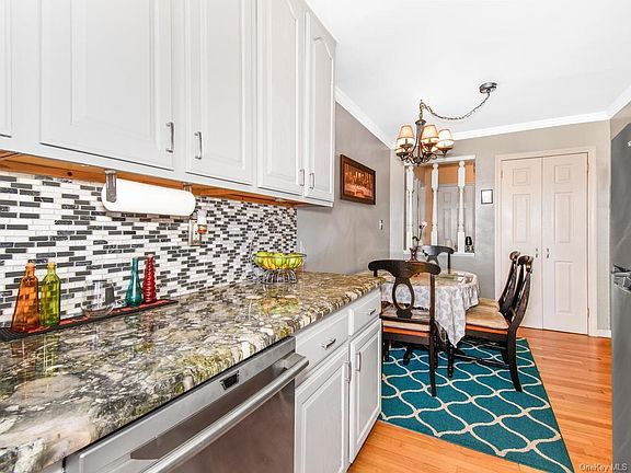 3rd image of 4380 Vireo Ave APT 6P
