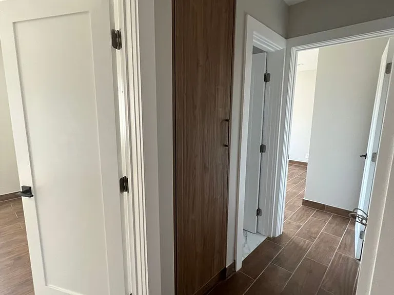 1819 S Manhattan Pl — Photo 28