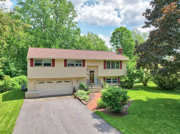 159 Humiston Circle, Thomaston, CT 06787