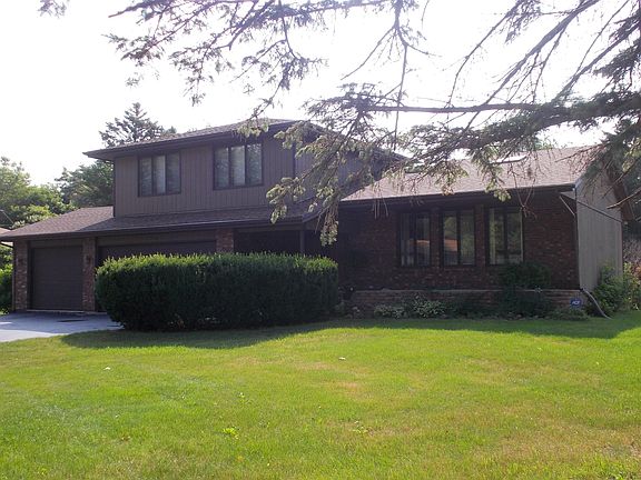 3rd image of 2148 Arnold Ave