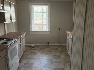 366 Perrytown Rd #4, Warrenton, NC 27589