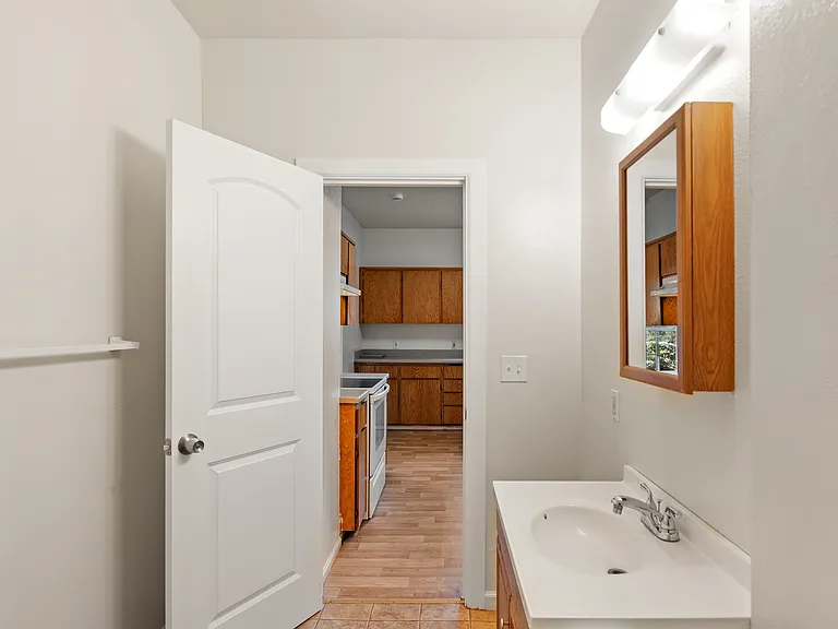6218 S Warner St — Photo 16