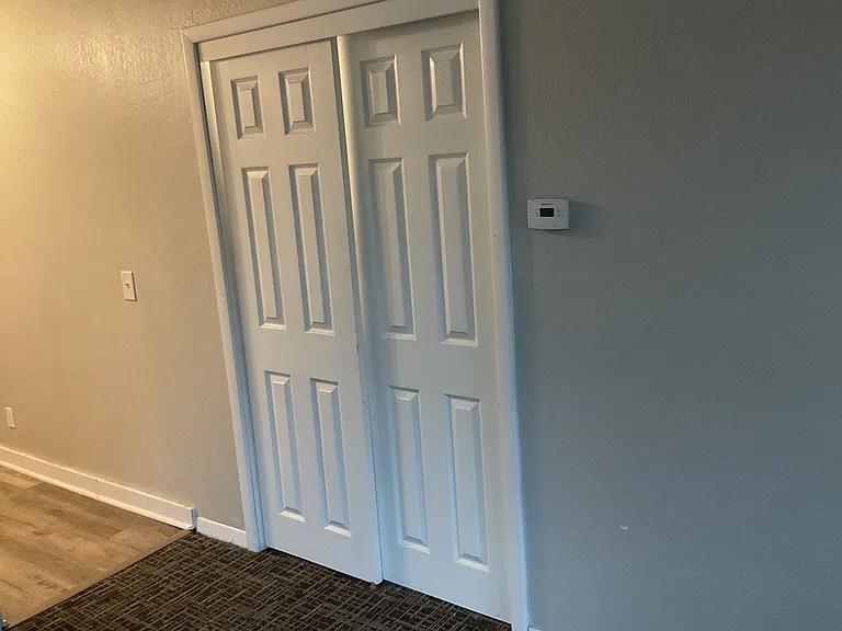 1 Bedroom Unit With Garage Space - Available Now! — Photo 6