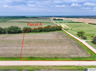 210 N Old Mill Rd, Seward, NE 68434