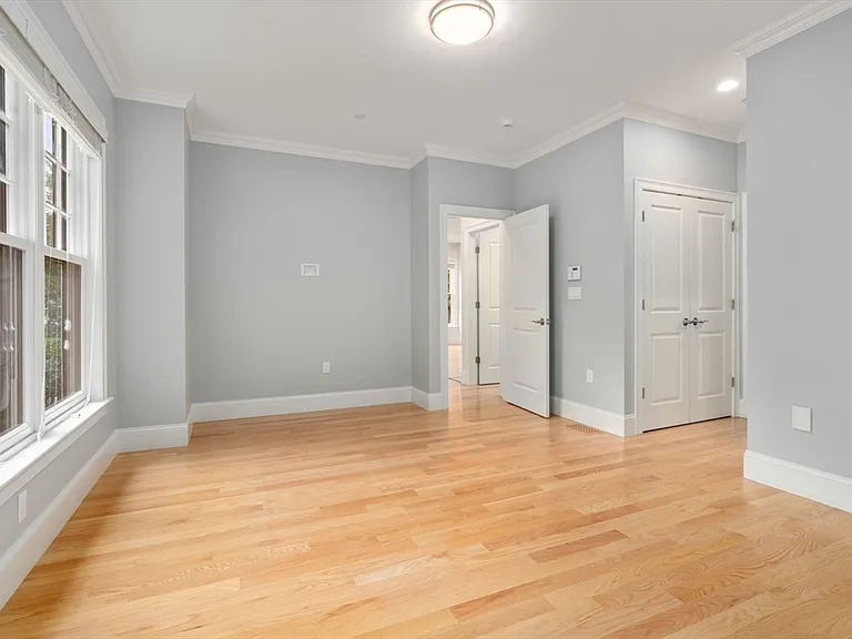 60 Graystone Cir #60 — Photo 22