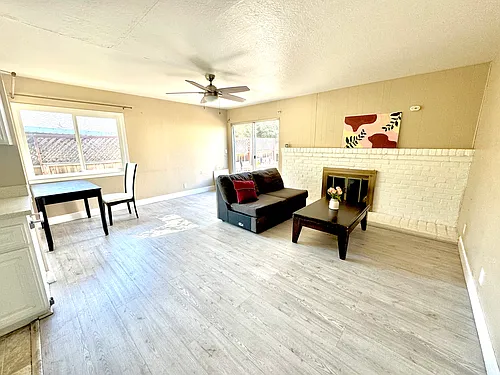 25385 Calaroga Ave Photo 1
