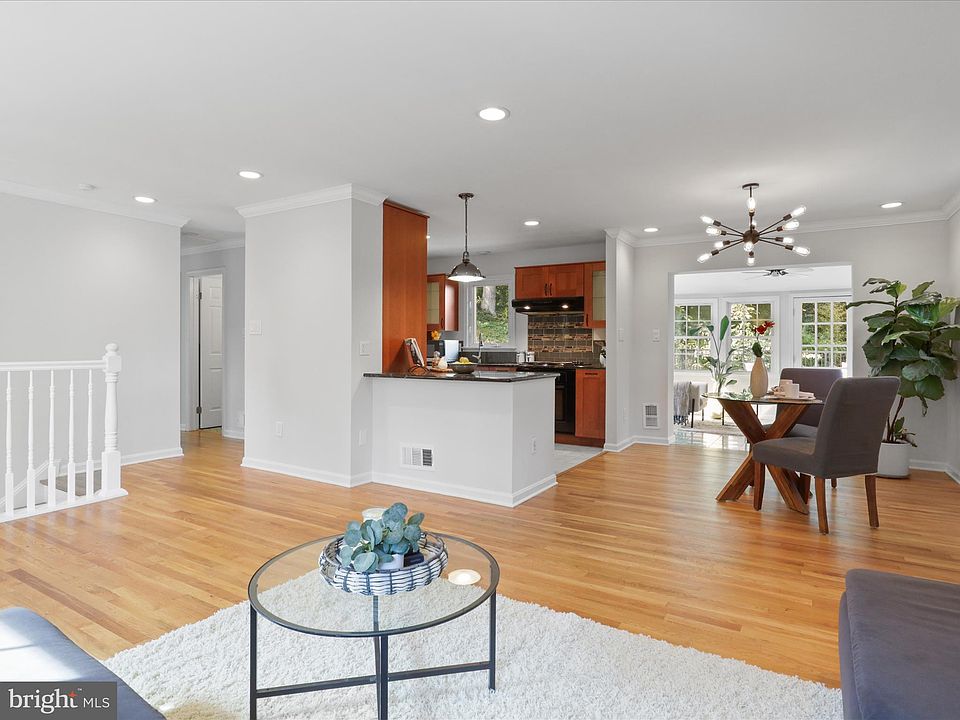 1st image of 4505 Peacock Ave