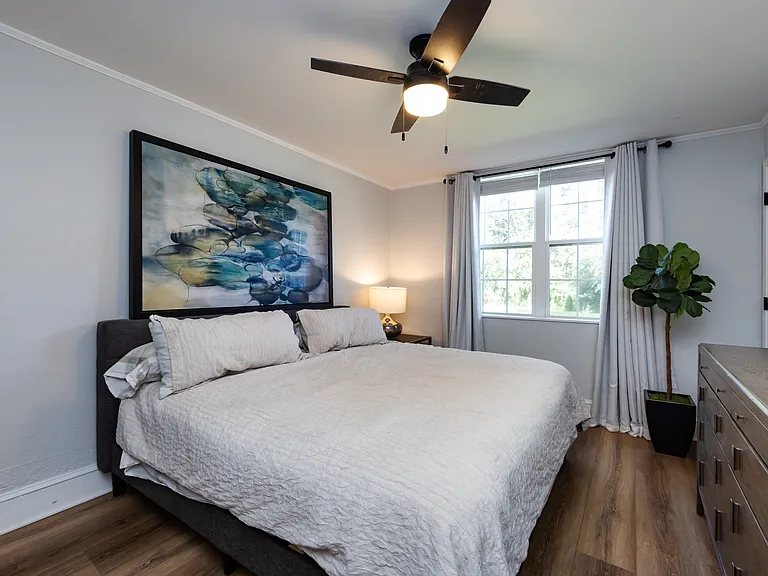 2323 Beacon St #14 — Photo 12