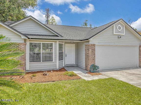 4th image of 3861 WINTER BERRY Road E