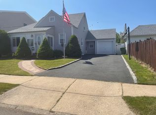 112 Swarthmore Rd, Linden, NJ 07036