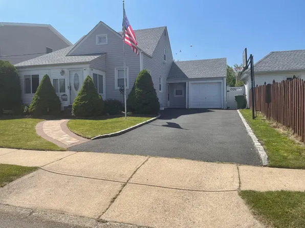 112 Swarthmore Rd, Linden, NJ 07036