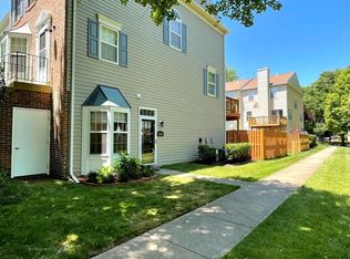 2446 Wentworth Dr #2446, Crofton, MD 21114