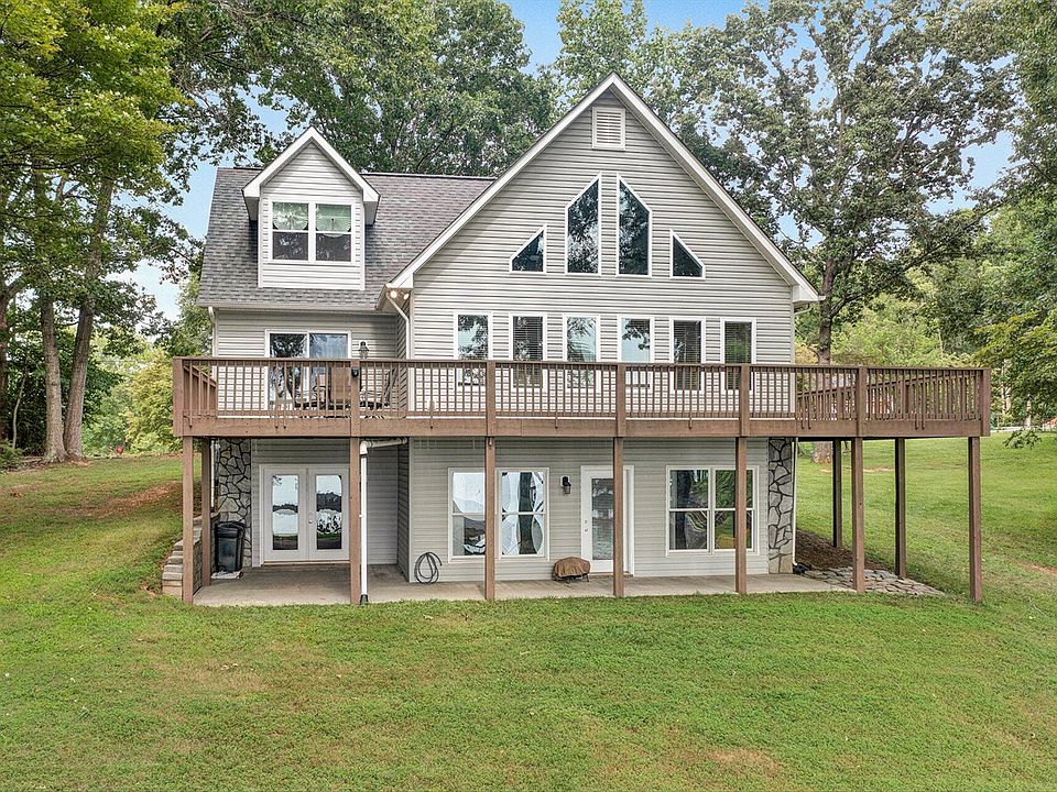 102 Preston Dr, Huddleston, VA 24104 Zillow