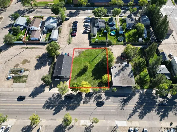 1552 100th STREET, North Battleford, SK S9A 0W3
